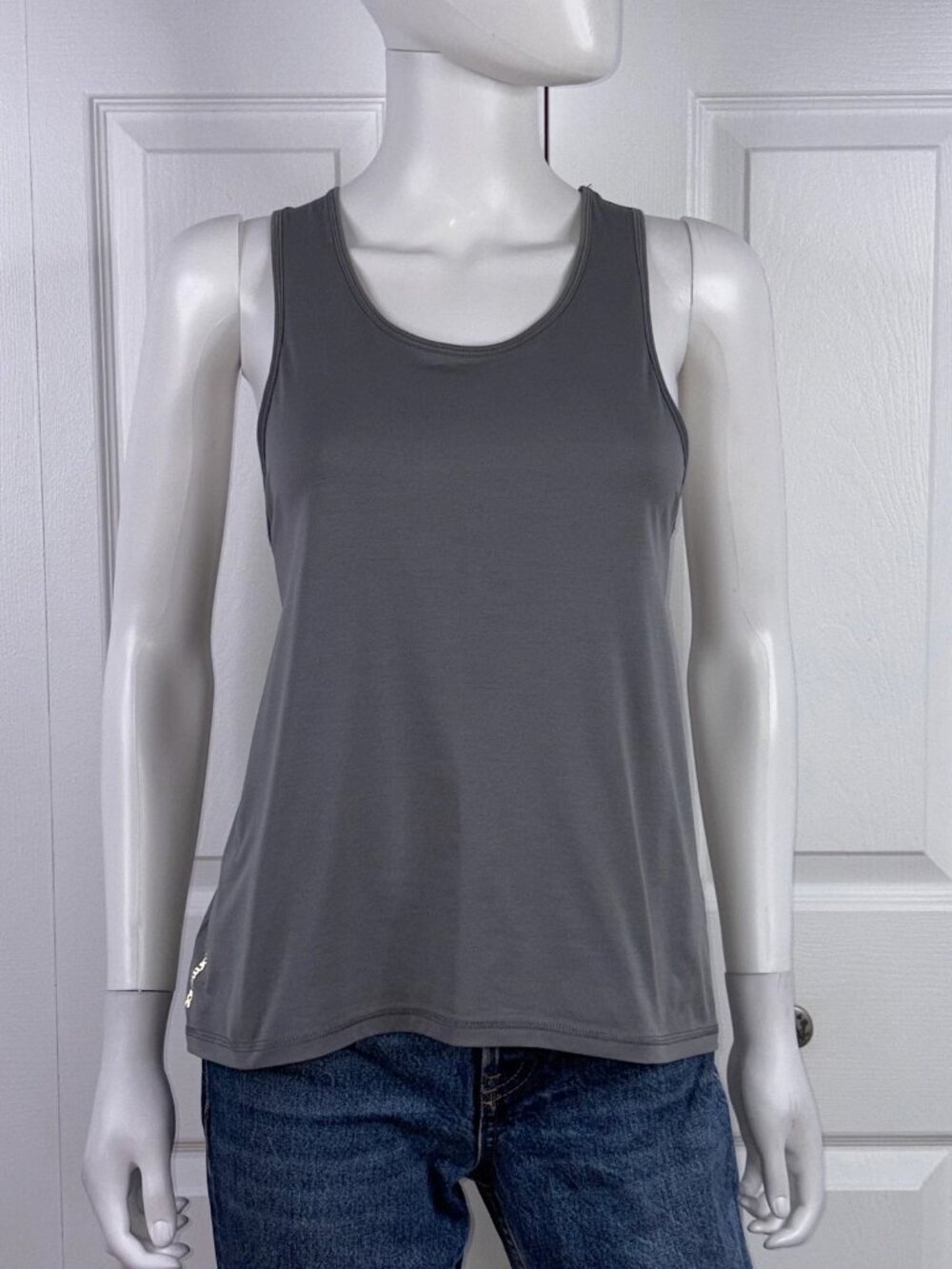 PEAK PERFORMANCE women's camisole small